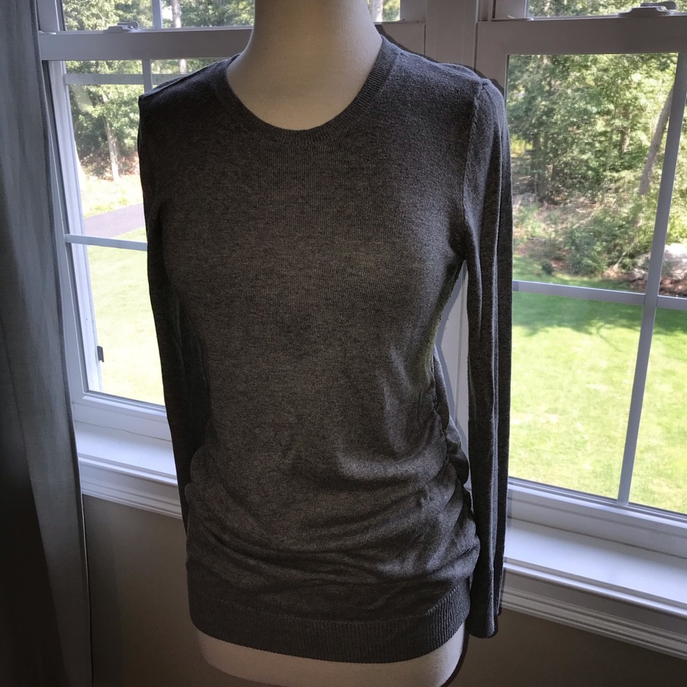 ❤️ 3 for 23: Motherhood crew neck sweater